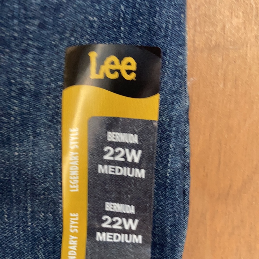 Relisted Lee midrise Bermuda short denim soft premium stretch fabric 22W - Picture 8 of 17
